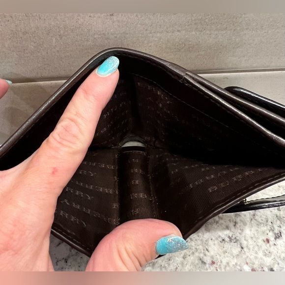 NWT Burberry Novacheck Wallet w/COA. - Picture 6 of 11